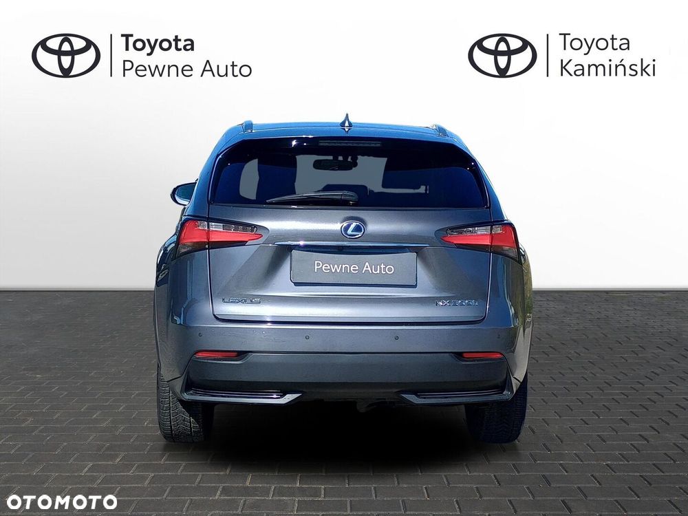 Lexus NX 300h Comfort AWD - 4