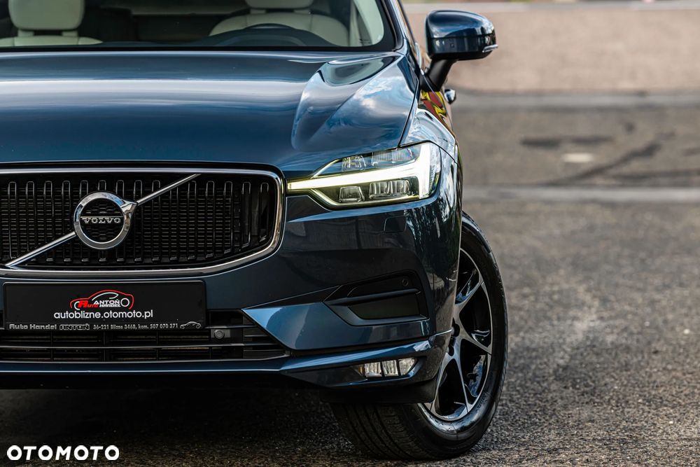 Volvo XC 60 D4 AWD Geartronic Momentum - 12