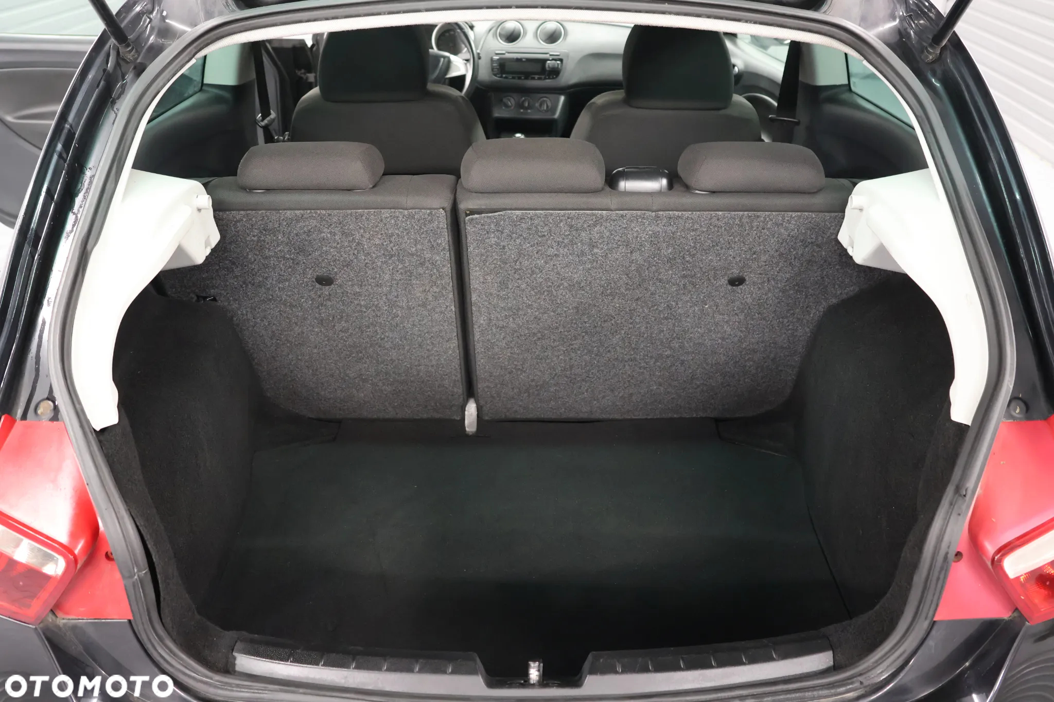Seat Ibiza 1.6 16V Style - 11