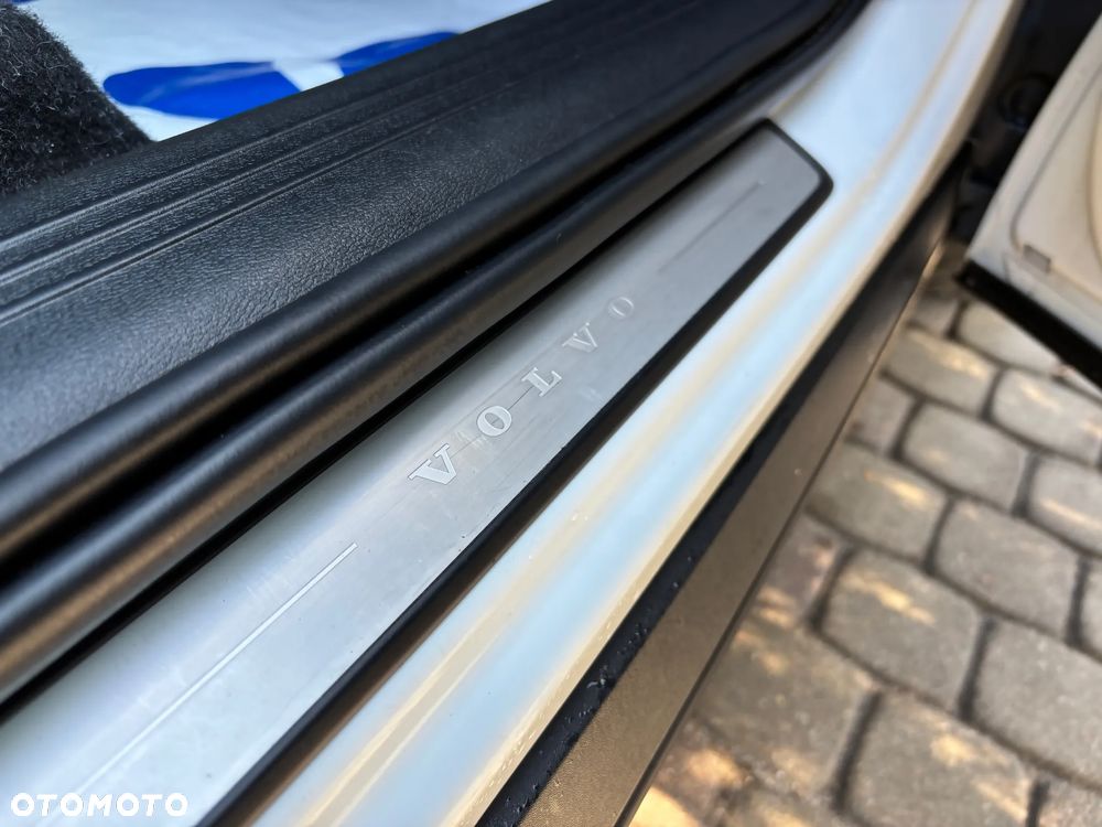 Volvo XC 40 D3 SCR R-Design - 11