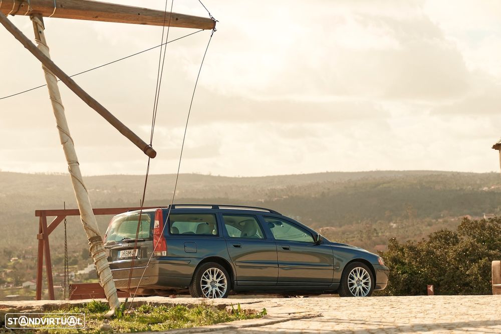Volvo V70 2.0 T Nivel 2 - 14