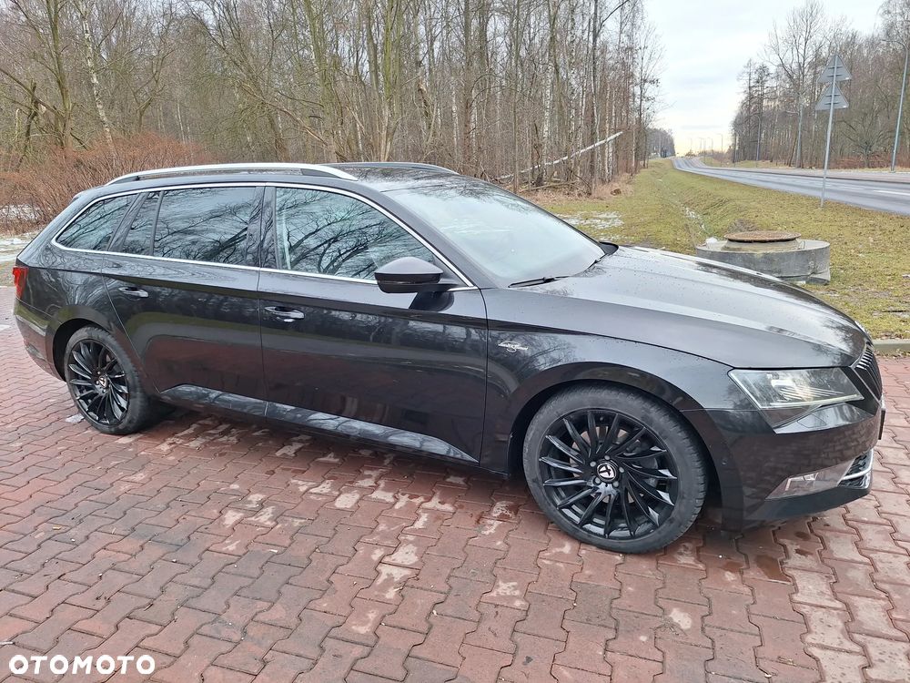 Skoda Superb 2.0 TDI 4x4 DSG L&K - 5