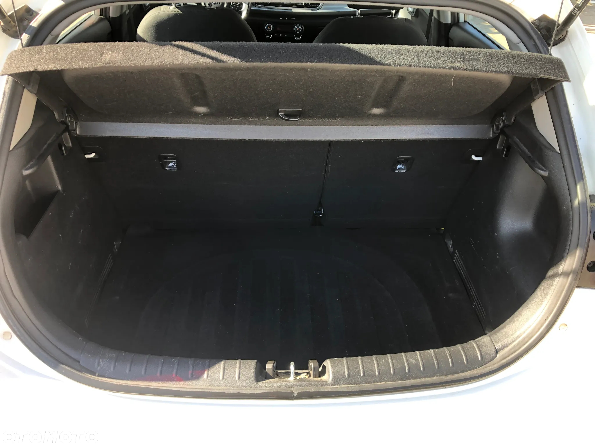 Kia Rio 1.0 T-GDI GT Line DCT - 16