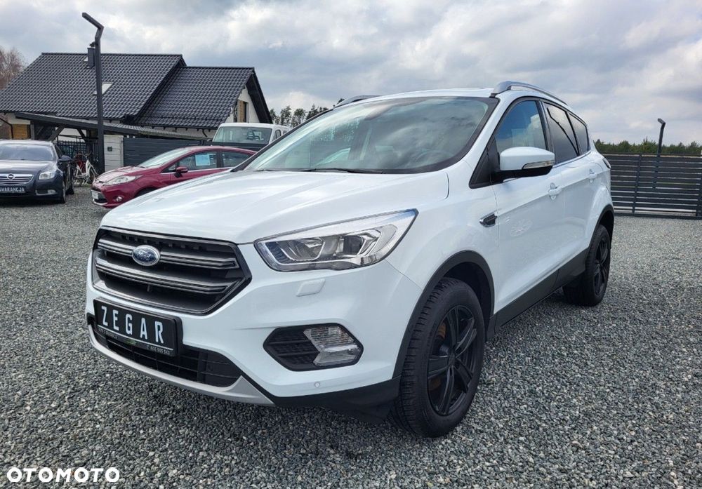 Ford Kuga - 2
