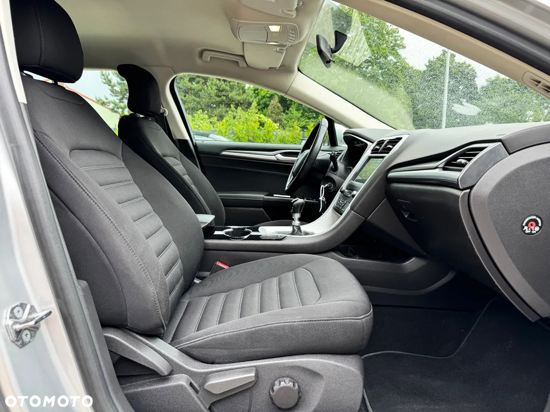 Ford Mondeo Turnier 2.0 TDCi Start-Stopp Business Edition - 34