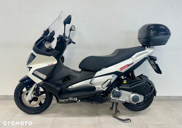 Aprilia SR