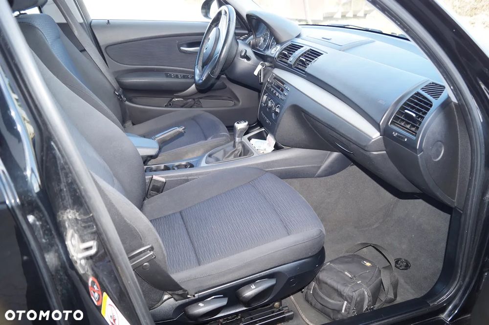 BMW Seria 1 116i - 20