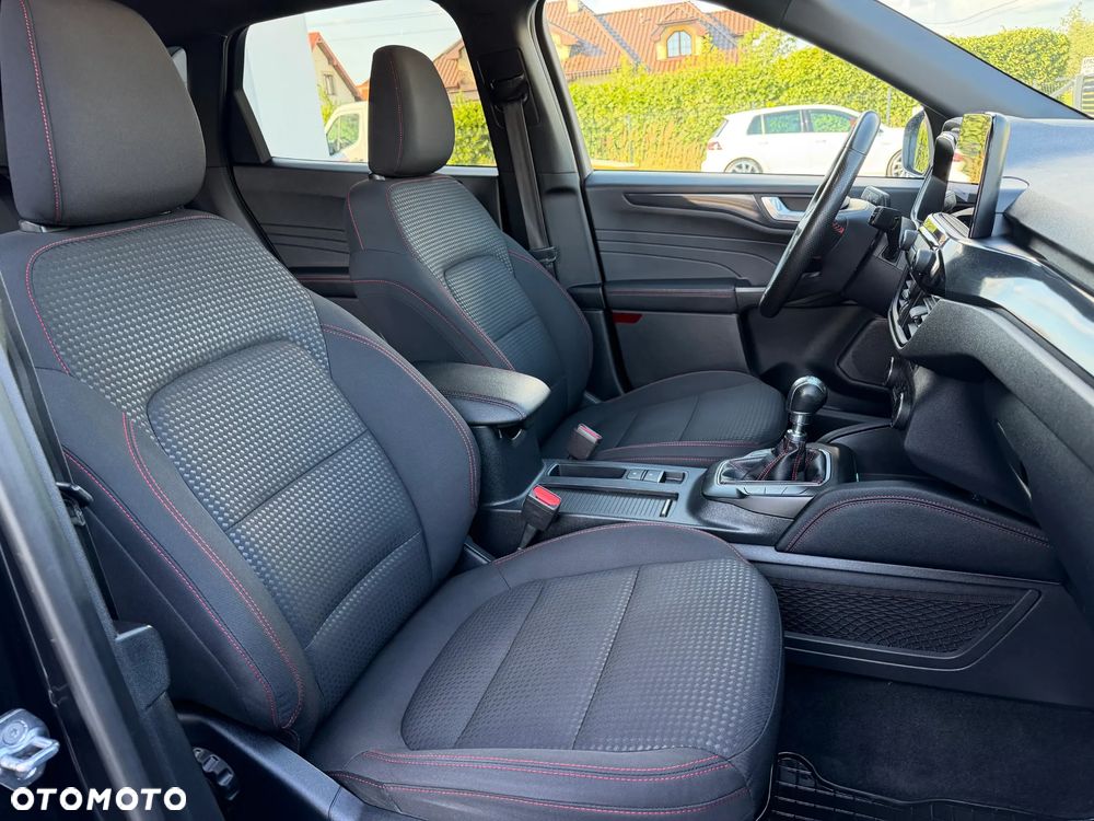 Ford Kuga 1.5 EcoBoost FWD ST-Line - 17