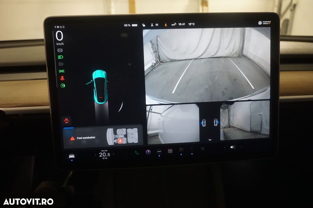 Tesla Model Y - 10