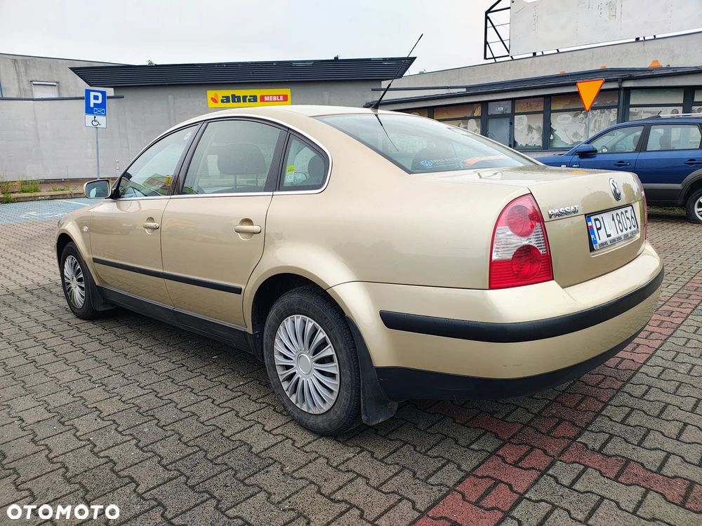 Volkswagen Passat 2.0 Comfortline - 5