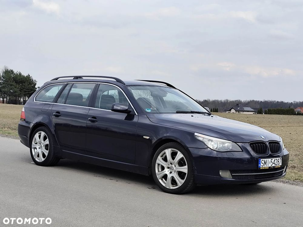BMW Seria 5 525d - 18
