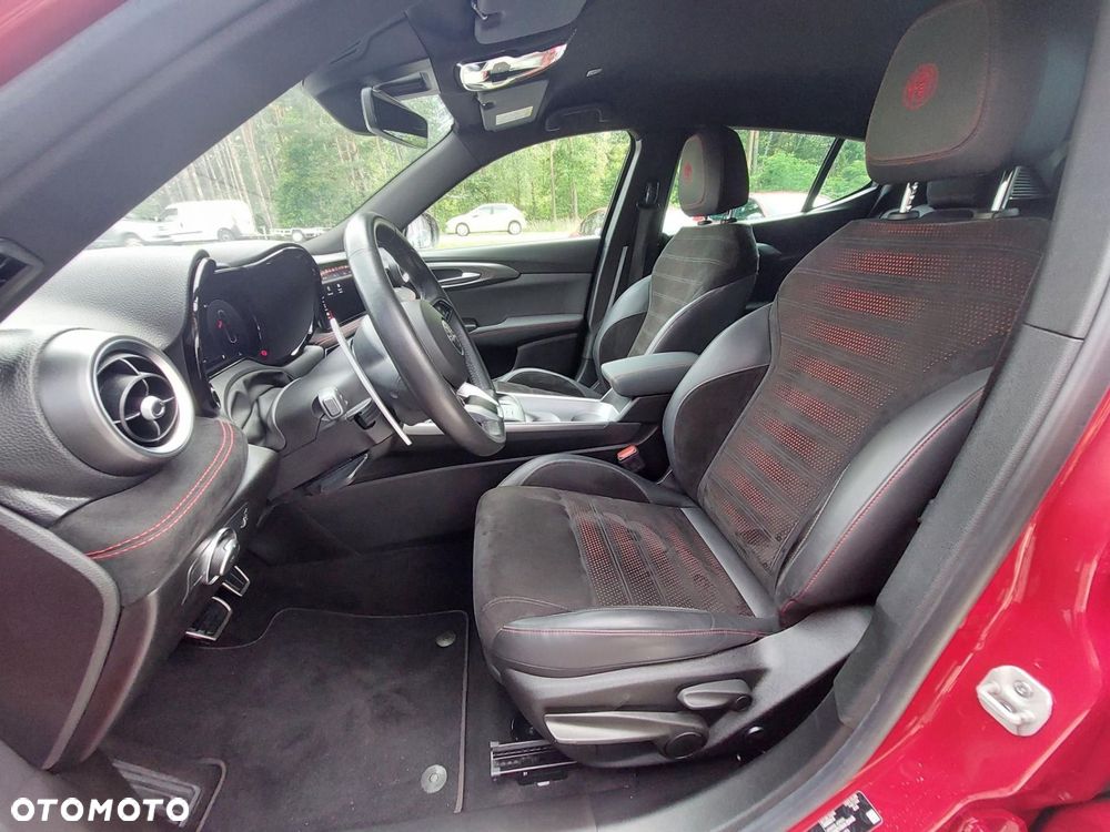 Alfa Romeo Tonale 1.5 T4 GSE mHEV Veloce DCT - 15