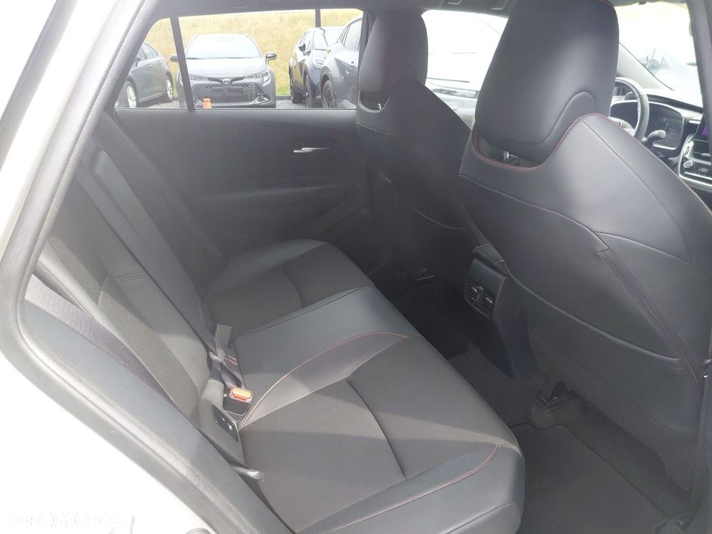 Toyota Corolla 1.8 Hybrid GR Sport Dynamic - 10