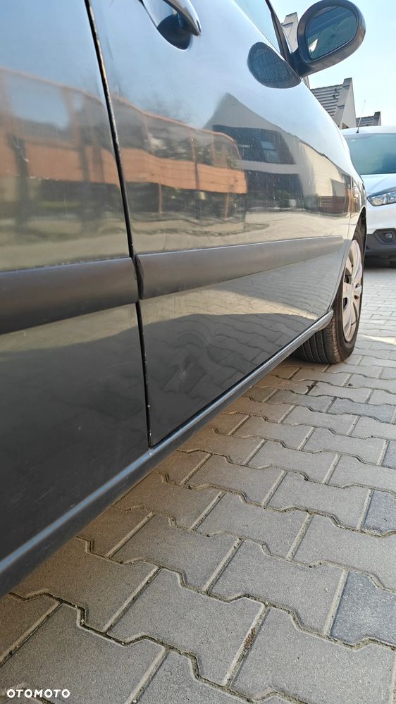 Seat Ibiza 1.4 16V Reference - 11