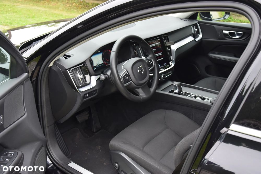 Volvo V60 B4 D Geartronic Momentum Pro - 11
