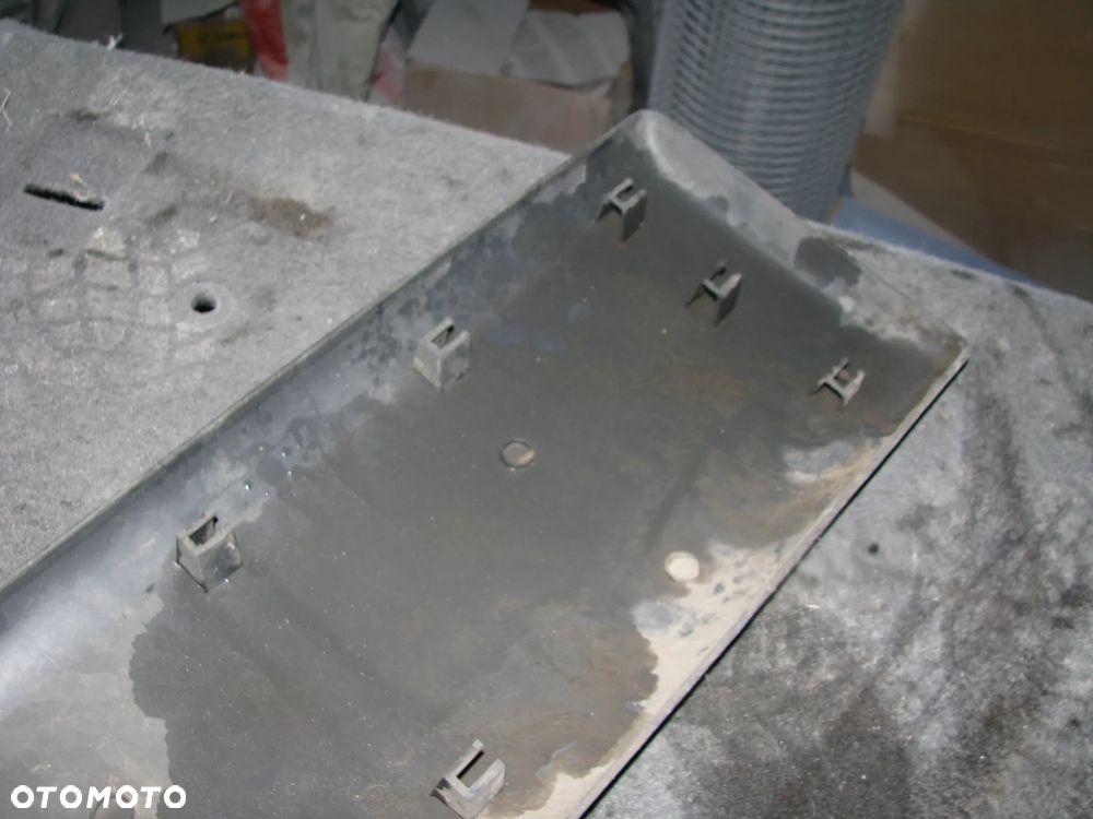 TRAFIC VIVARO II LISTWA BOCZNA PRAWA 8200036075 - 4