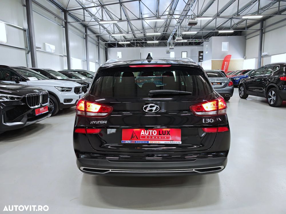 HYUNDAI i30 2021 — imagine 25