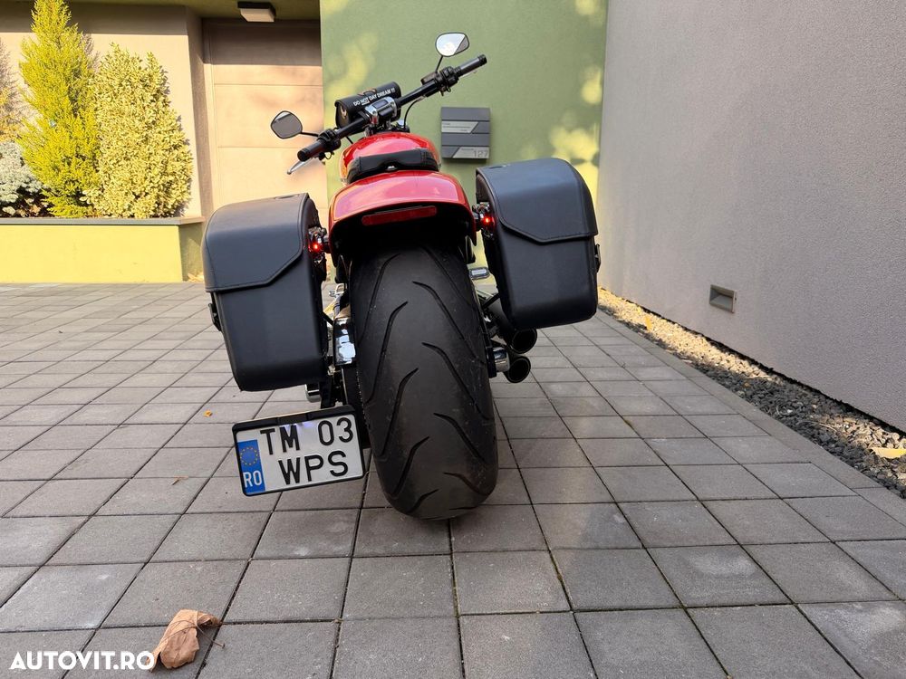 Harley-Davidson 114 Softail - 8
