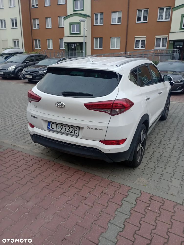 Hyundai Tucson 1.7 CRDI BlueDrive Style 2WD DCT - 4