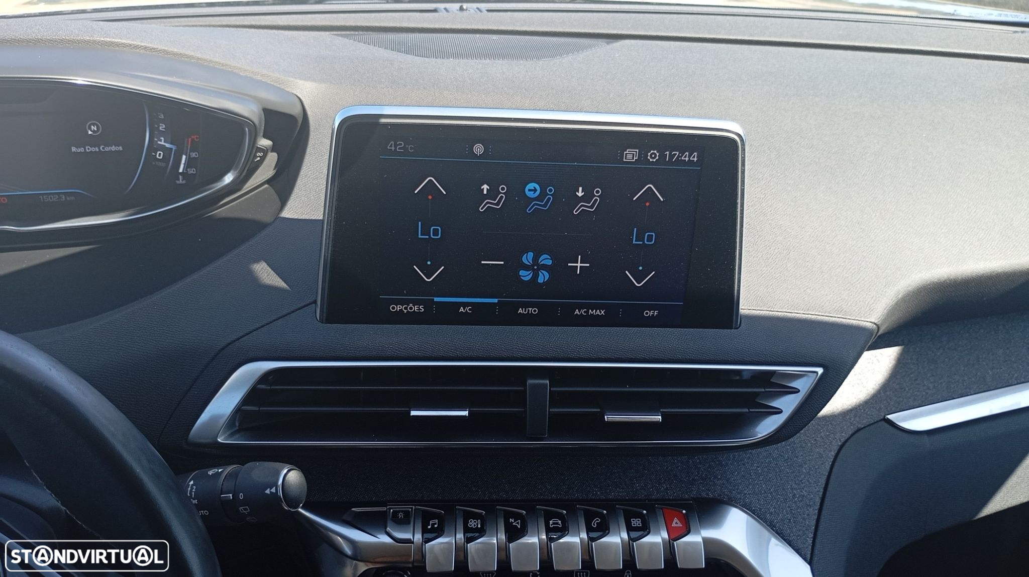 Peugeot 3008 PureTech 130 Stop & Start GPF EAT8 Allure Business-Pack - 29