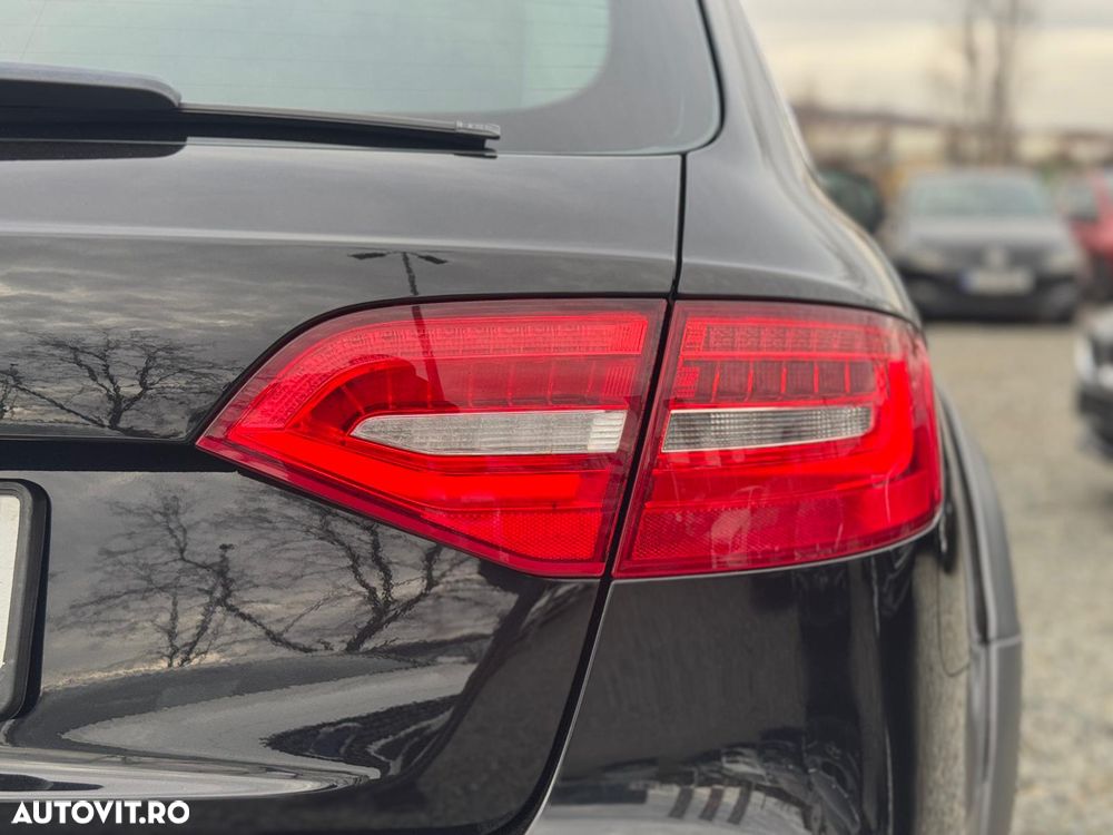 Audi A4 Allroad 2.0 TDI DPF S tronic - 11