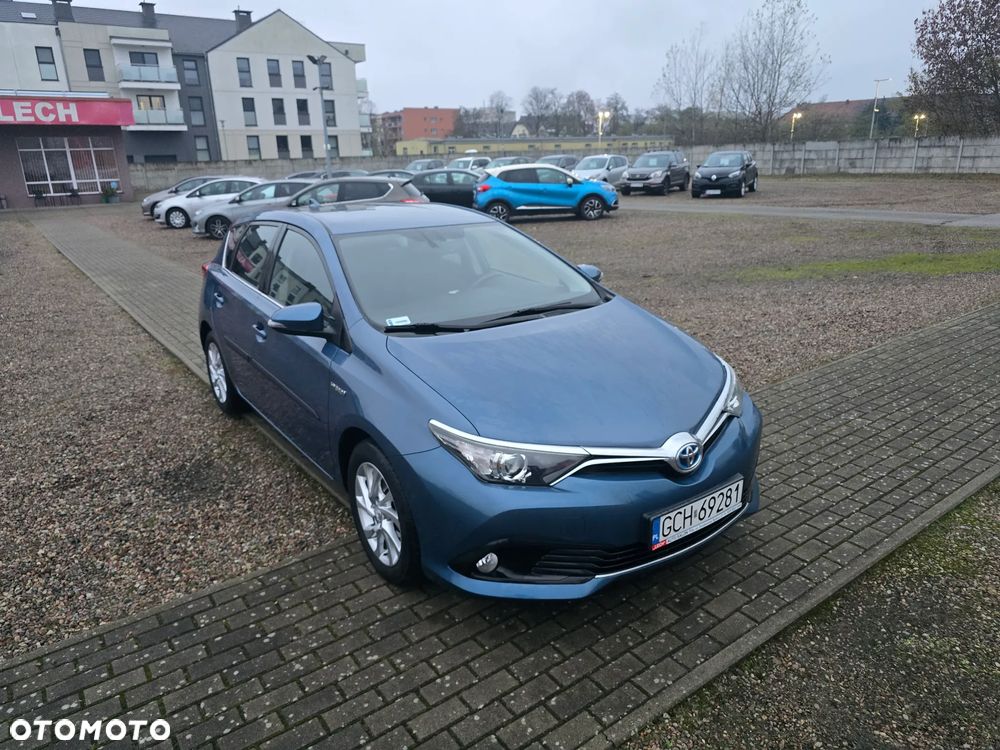 Toyota Auris Hybrid 135 Comfort - 4