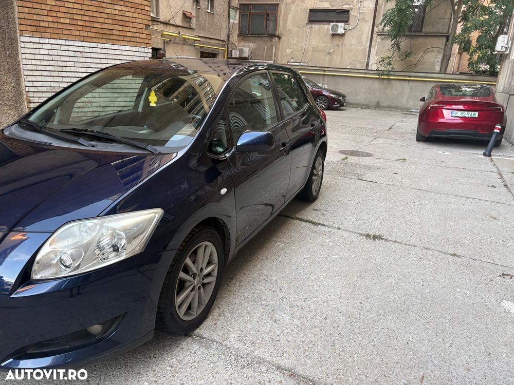 Toyota Auris - 2