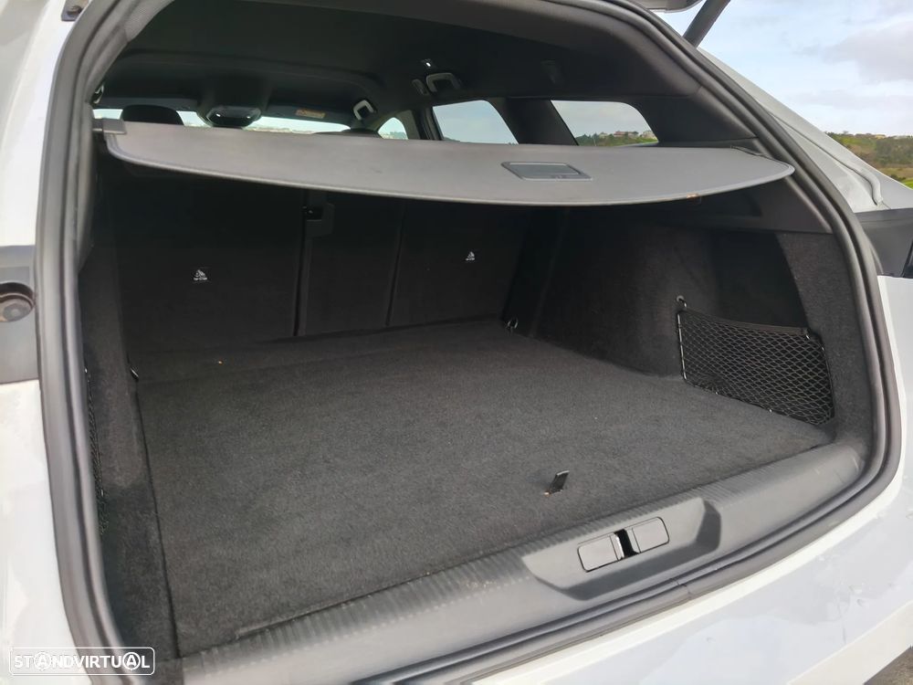 Peugeot 308 SW 225 e-EAT8 GT - 30