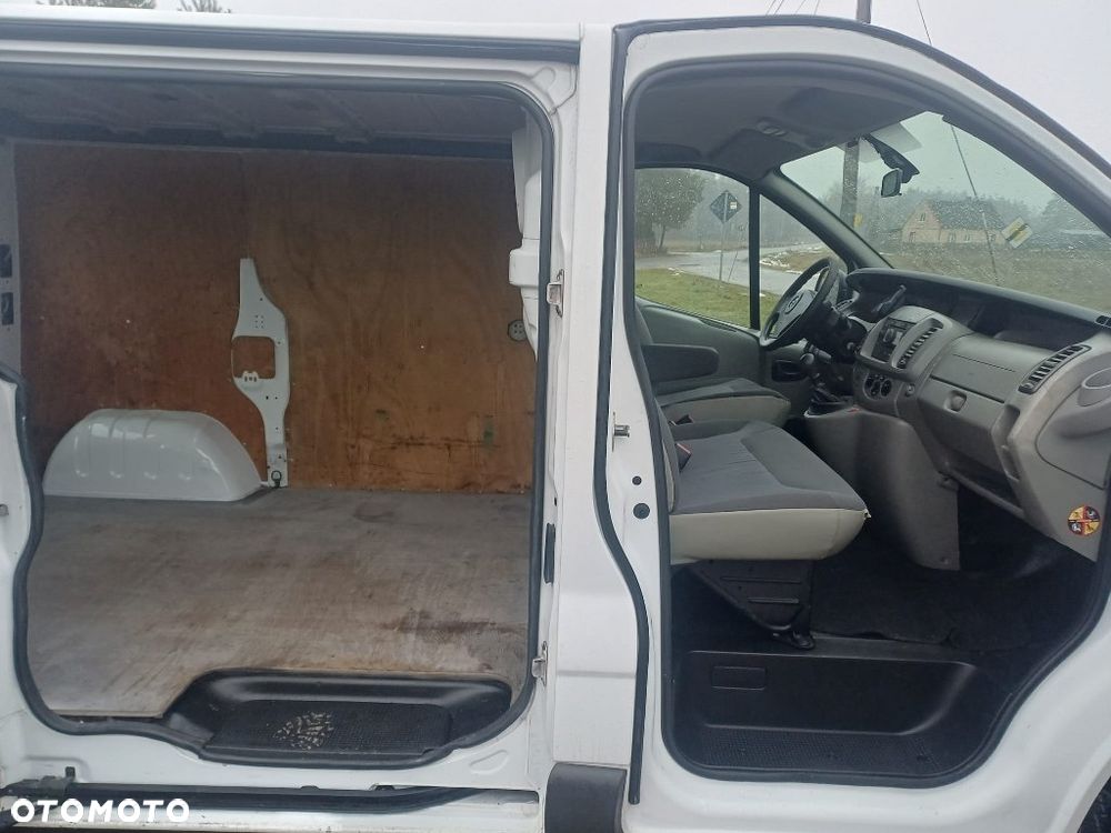 Opel VIVARO - 13