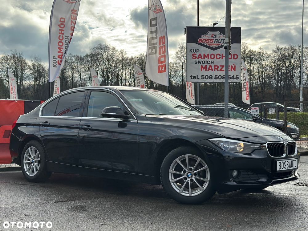 BMW Seria 3 318d - 3