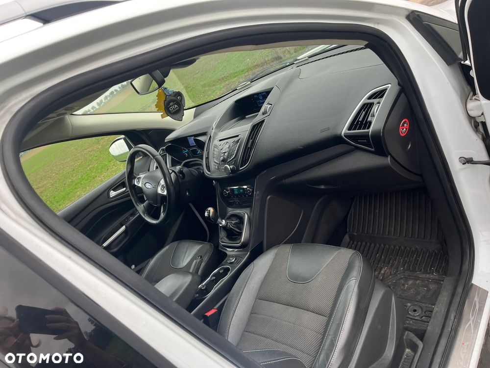 Ford Kuga 2.0 TDCi Individual - 9