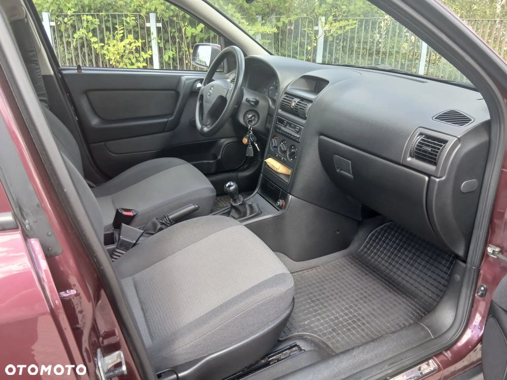 Opel Astra 1.2 Start - 3