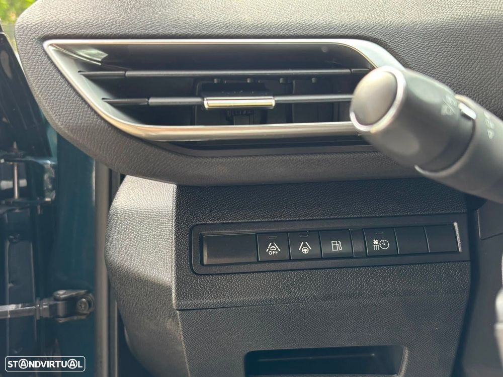 Peugeot 3008 1.6 Hybrid GT e-EAT8 - 18