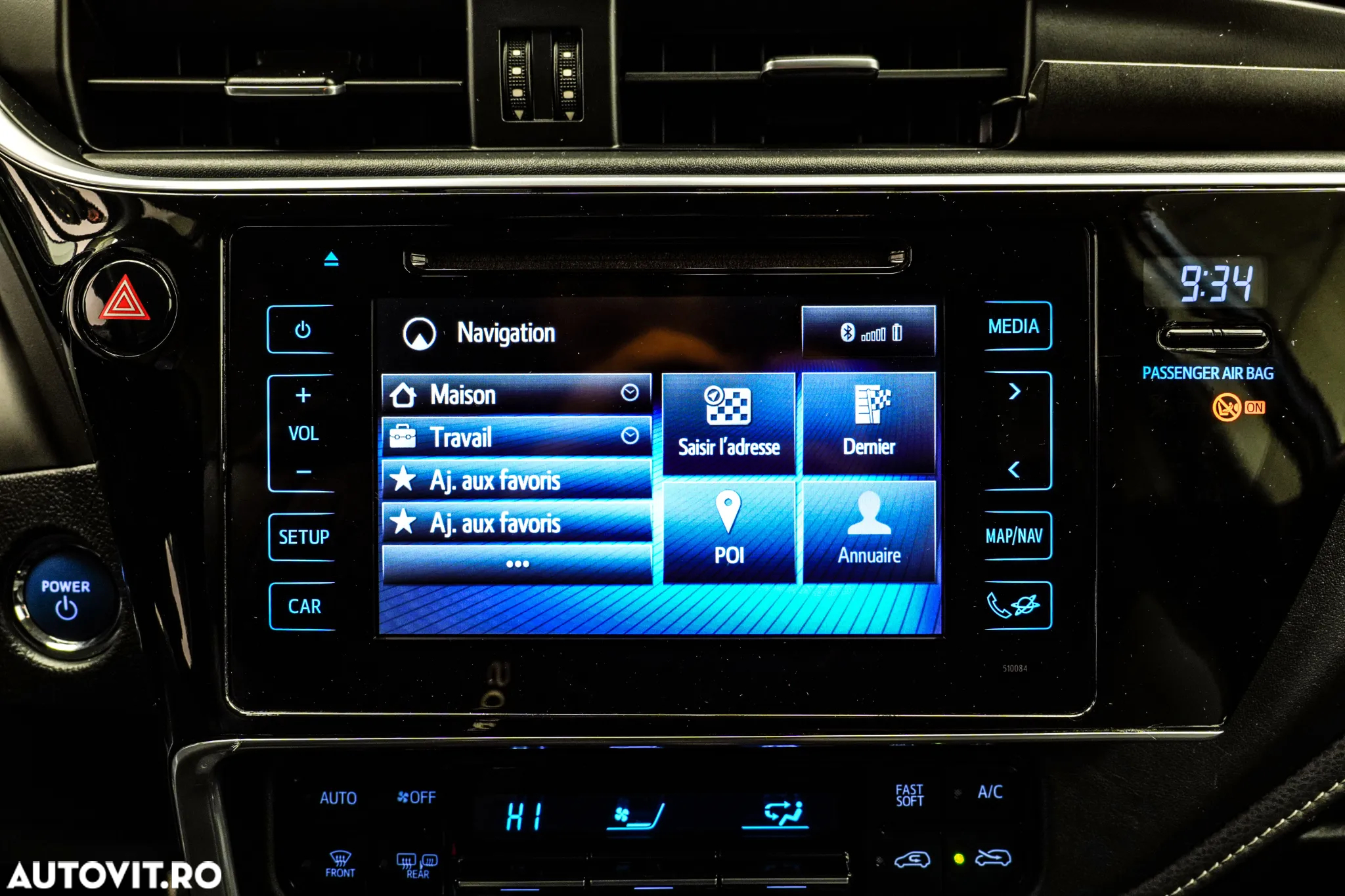 Toyota Auris 1.8 L VVT-i Hybrid Sol - 22