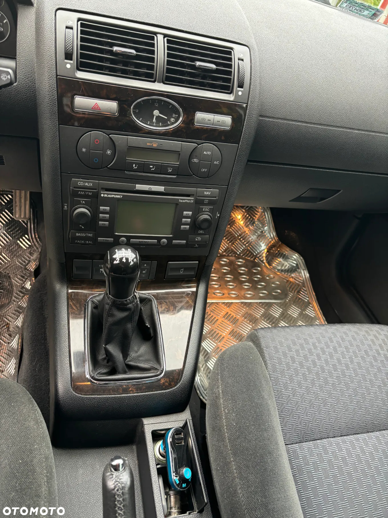 Ford Mondeo - 17