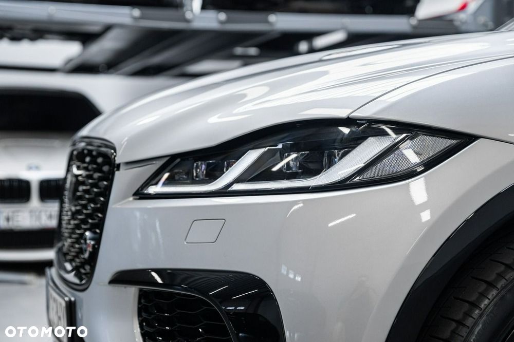 Jaguar F-Pace 5.0 V8 S/C AWD SVR - 13