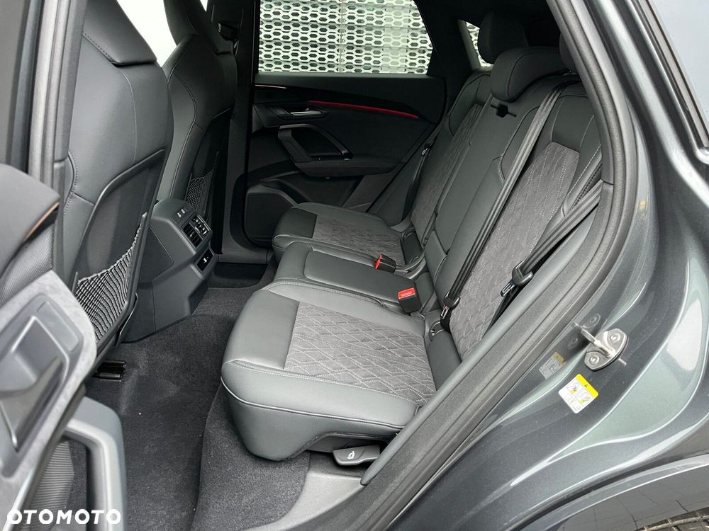 Audi Q5 Sportback - 25