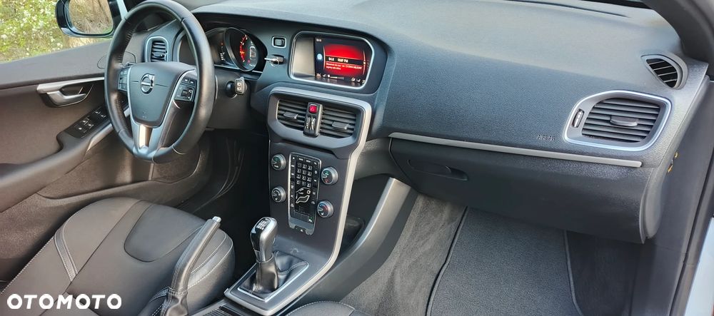 Volvo V40 T3 Drive-E Kinetic - 24