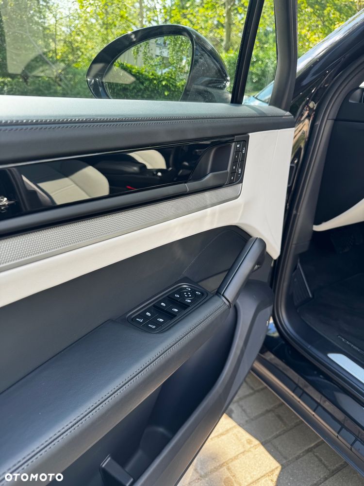 Porsche Cayenne Standard - 13