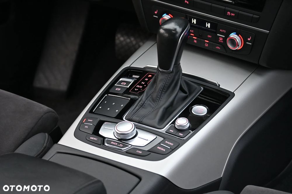 Audi A6 Avant 3.0 TDI Quattro S tronic - 24