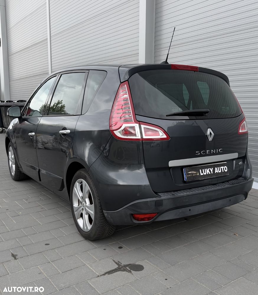 Renault Scenic - 12