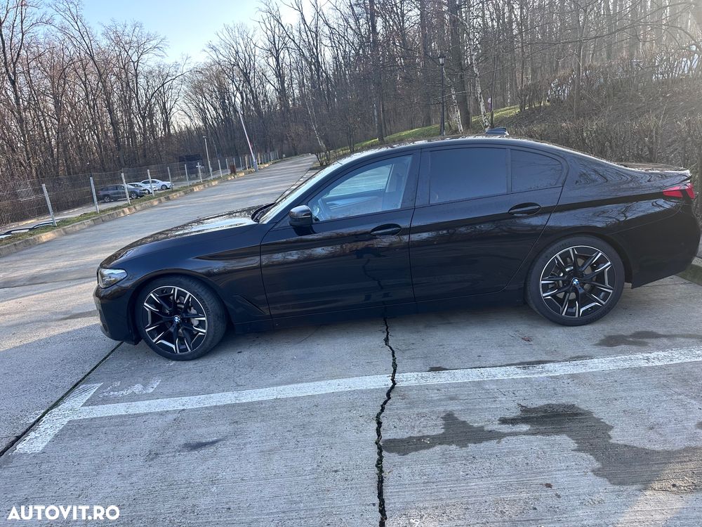 BMW Seria 5 530i xDrive AT - 7