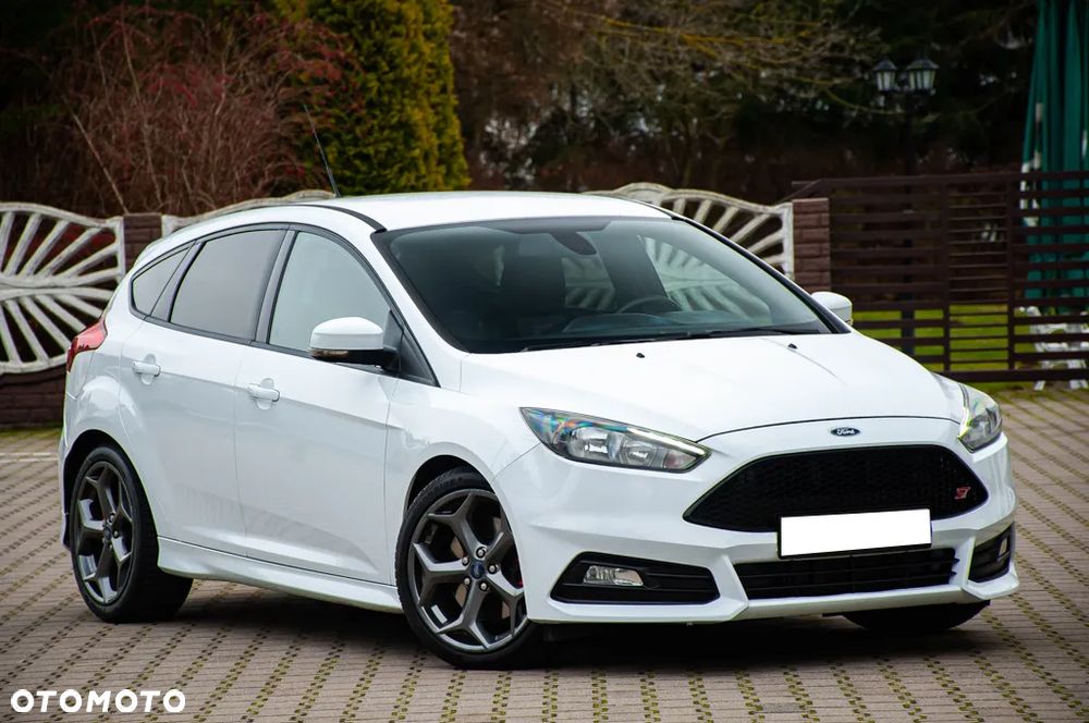 Ford Focus 2.0 TDCi ST mit Leder-Exclusiv-Paket - 7