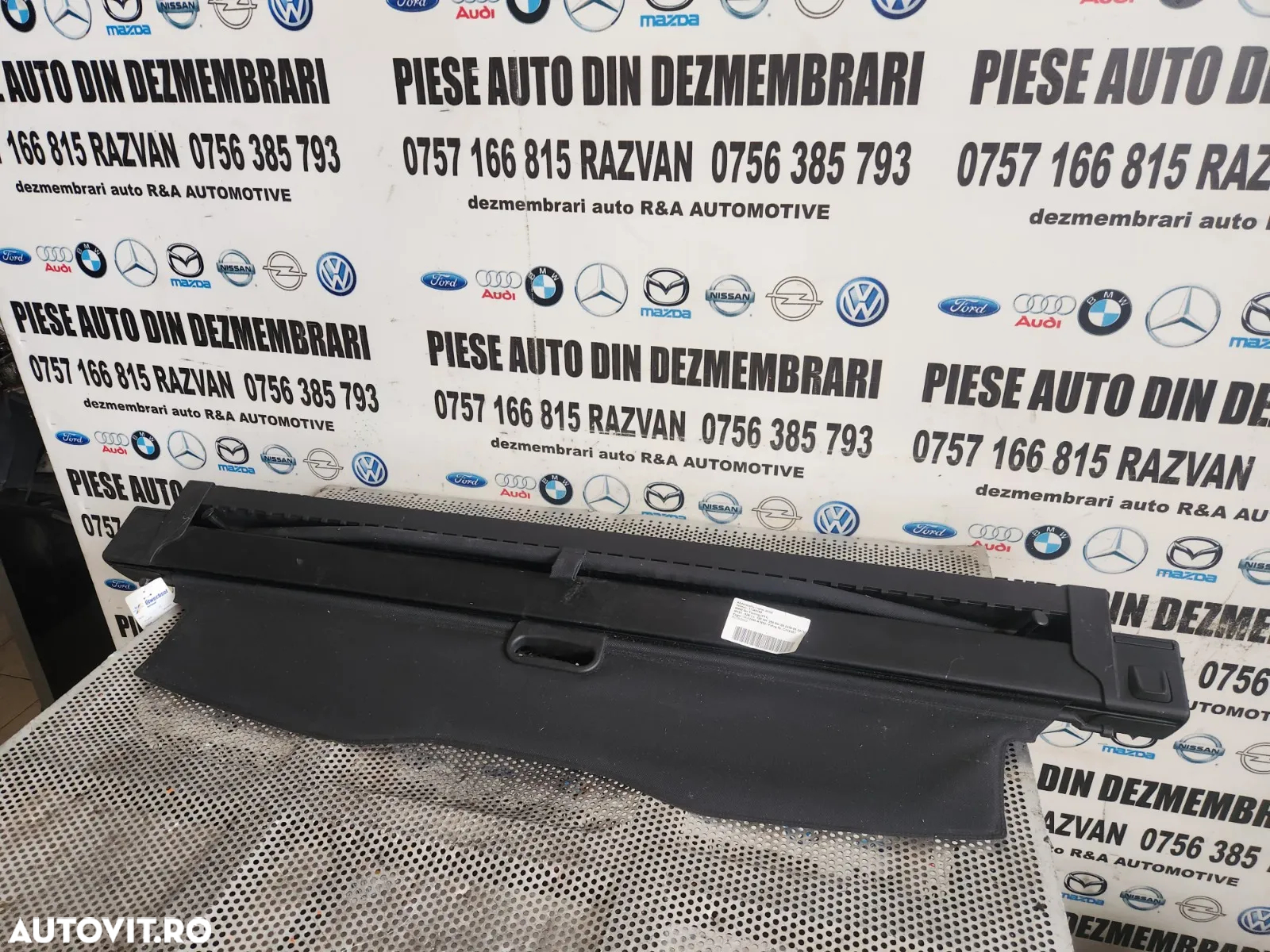 Rulou Plasa Separator Portbagaj Bmw Seria 5 F11 - Dezmembrari Arad - 2