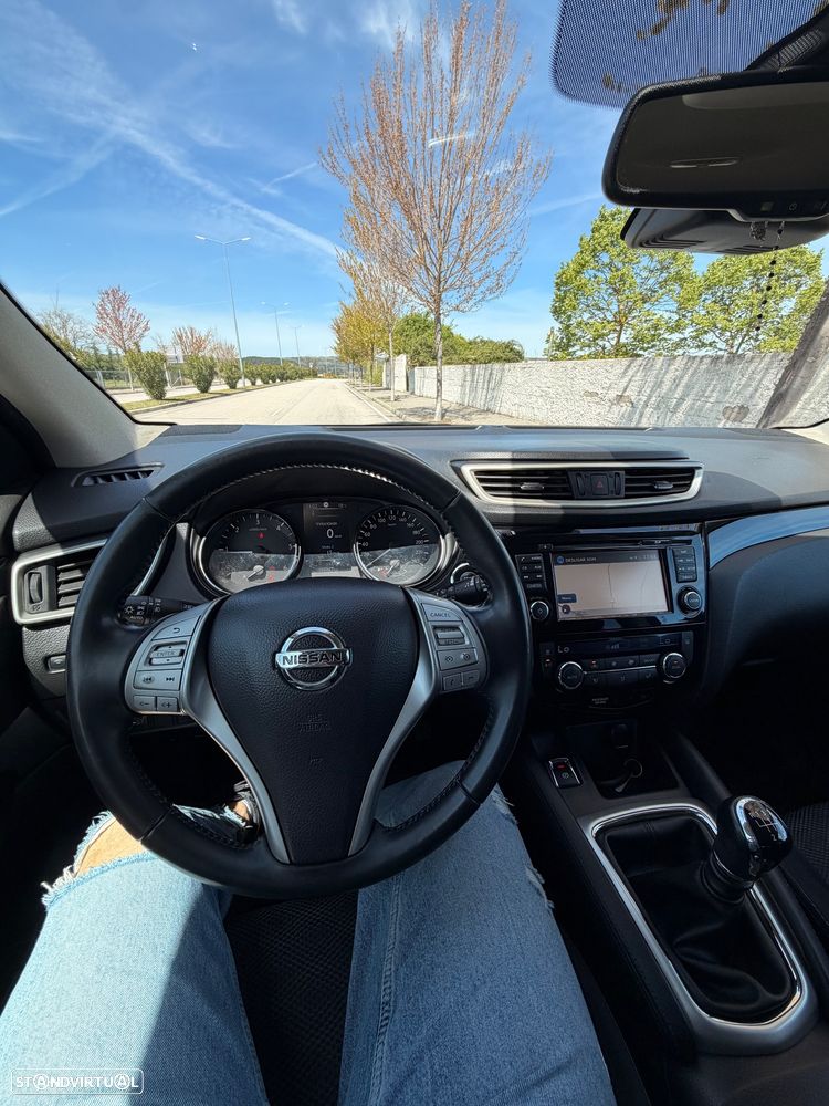 Nissan Qashqai 1.5 dCi 360 - 16