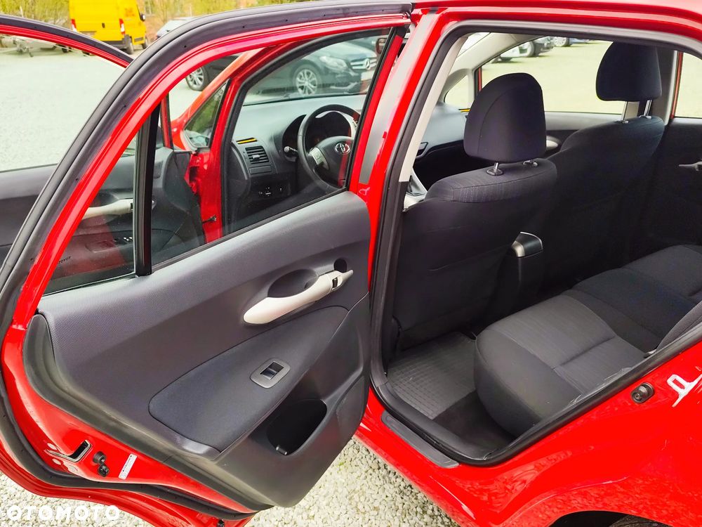 Toyota Auris 1.4 VVT-i Sol - 20