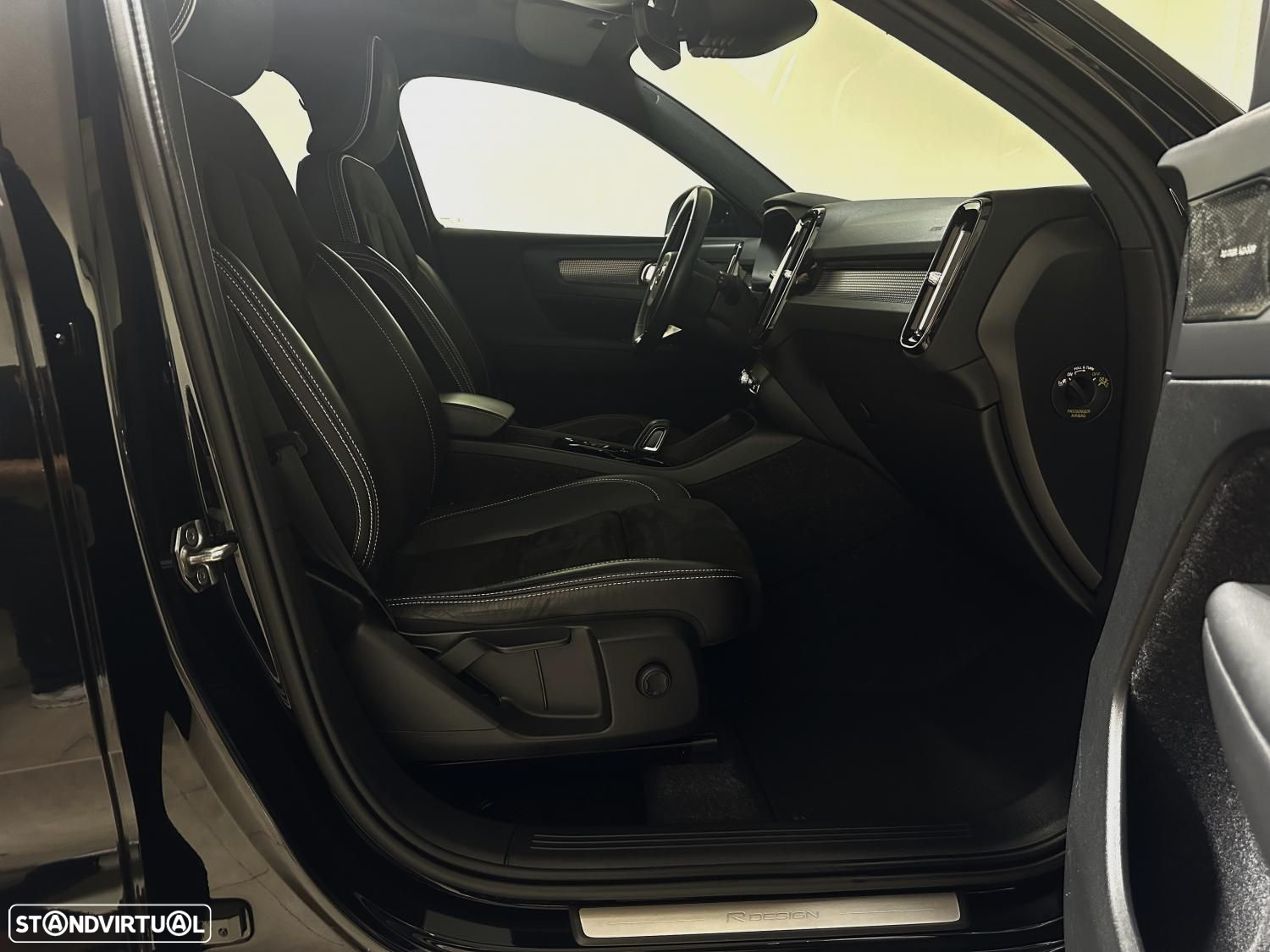 Volvo XC 40 1.5 T5 PHEV R-Design Expression - 26