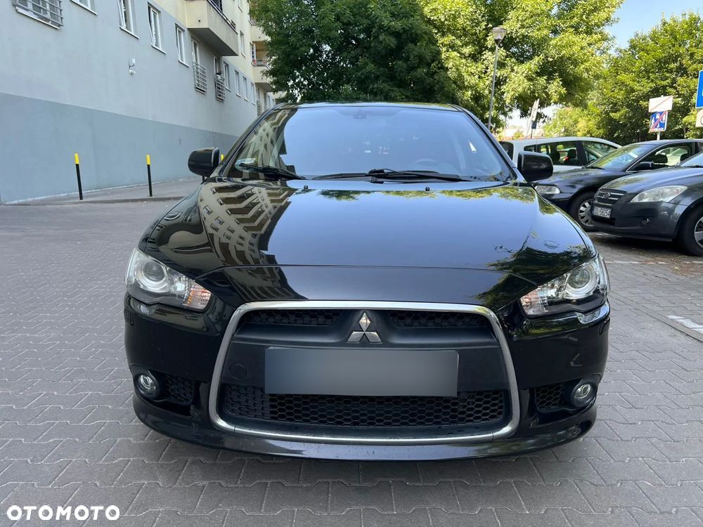 Mitsubishi Lancer - 1