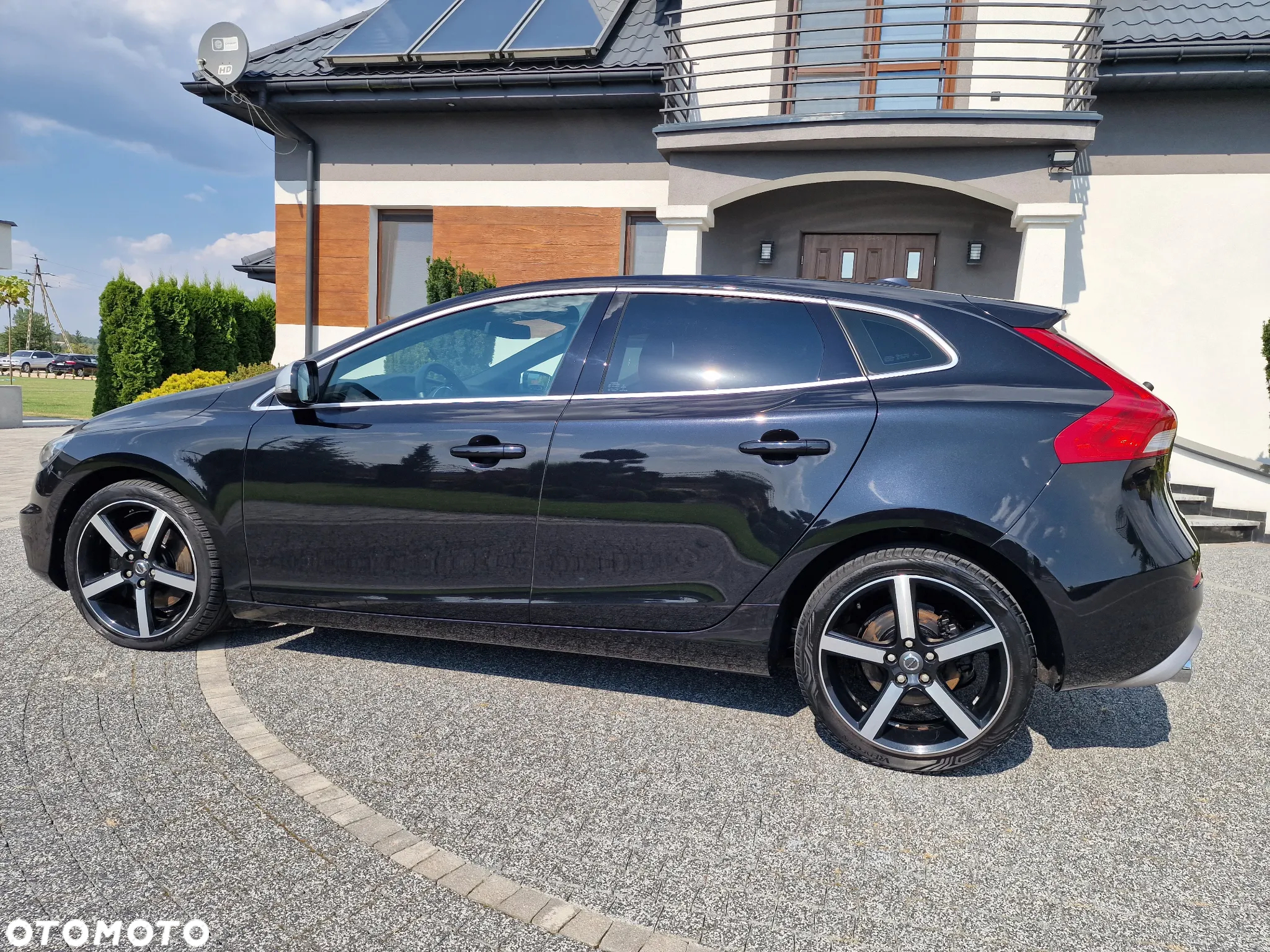 Volvo V40 D4 Drive-E R-Design Summum - 10