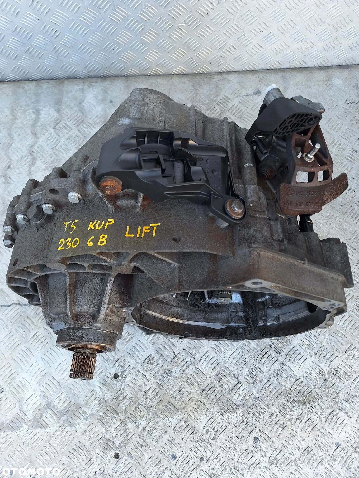 SKRZYNIA BIEGÓW KUP - VW TRANSPORTER T5 LIFT 2.0 TDI FV - 1
